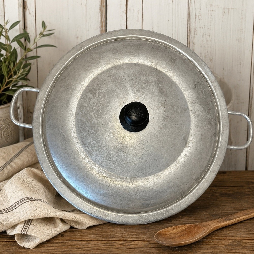 Vintage IMUSA Black Interior Paella Pan Large Aluminum Roasting Pan with Lid